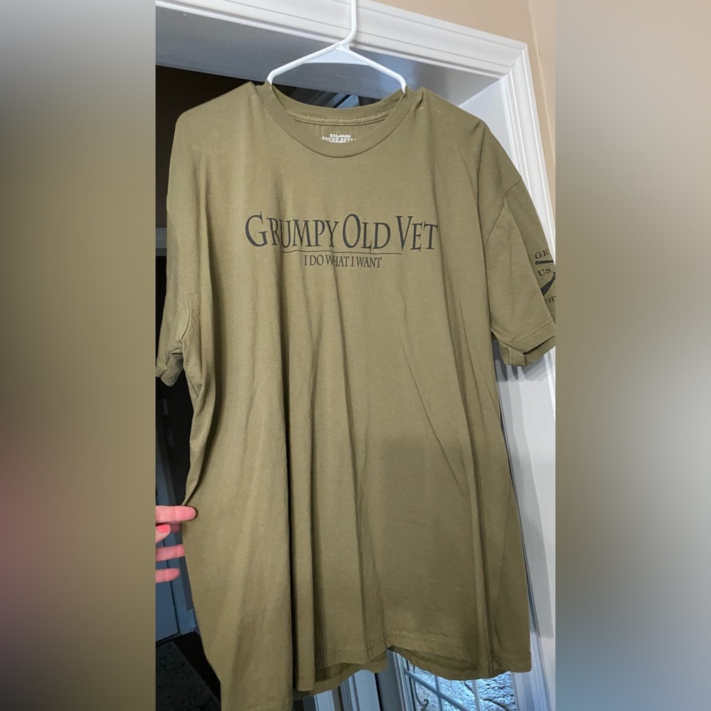 Grunt Style Olive Green Grumpy Old Vet T-Shirt